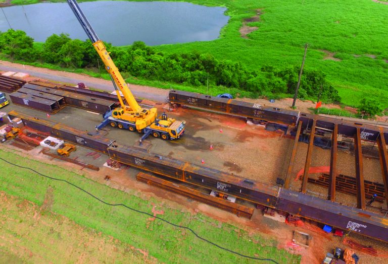 Ponte sobre o Rio Tietê tem Aço, Projeto e Montagem USIMINAS