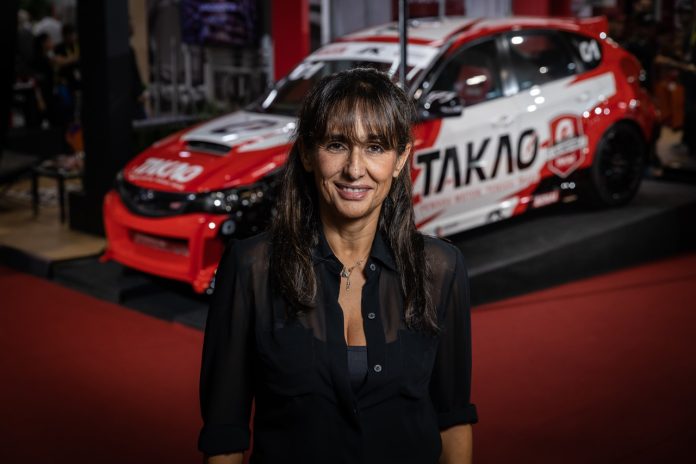 Fundada e dirigida por uma executiva, TAKAO reflete o protagonismo feminino no mercado automotivo